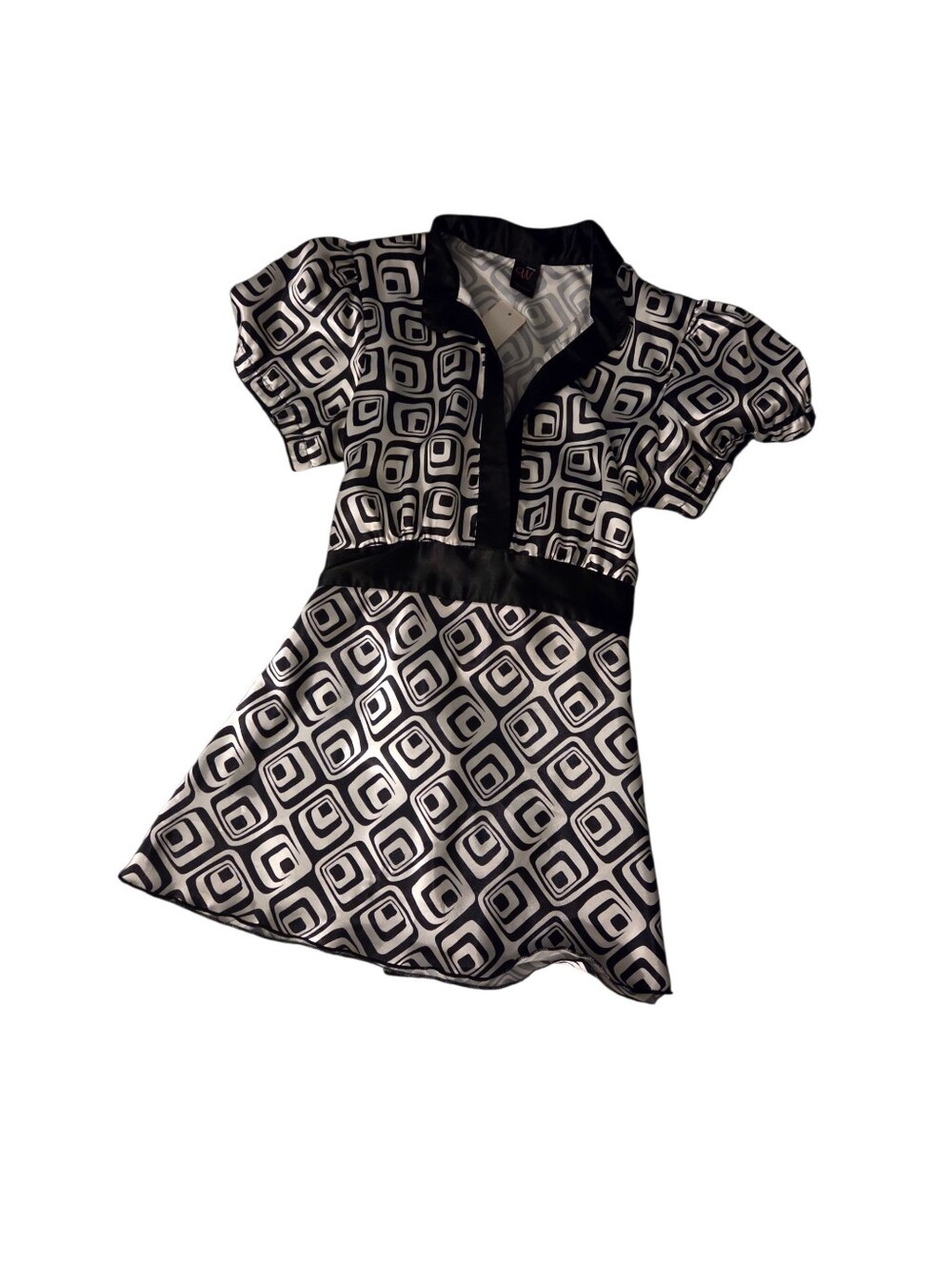 Black & White Geometric Print Y2k Top.